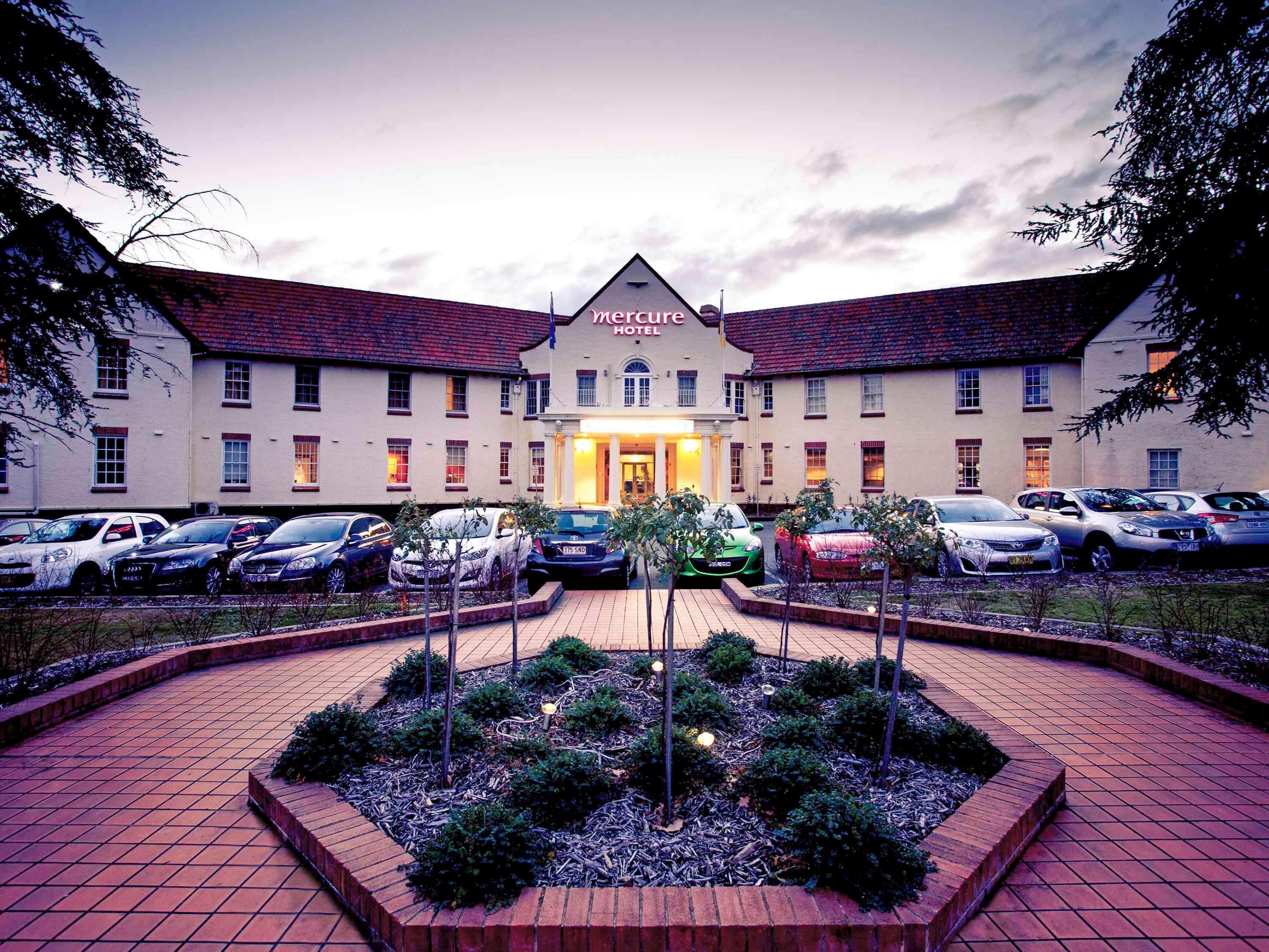 Mercure Canberra Exterior foto